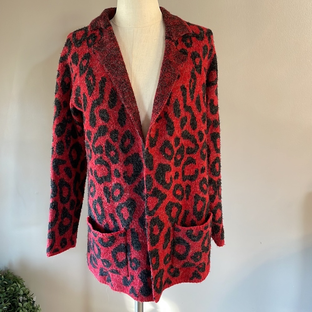 Joseph A Cheetah Red Black Open Front Collared Ca… - image 2
